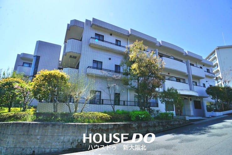 ■大阪モノレール本線「少路駅」徒歩11分!
■オートロック、防犯カメラ付きで防犯対策のされたマンションです!