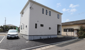 小城市三日月町久米
