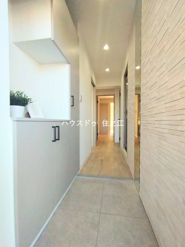 散らかりがちな玄関もスッキリの玄関収納付