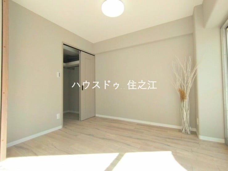 全室に収納がございますのでお部屋の中がスッキリ片付きますよ