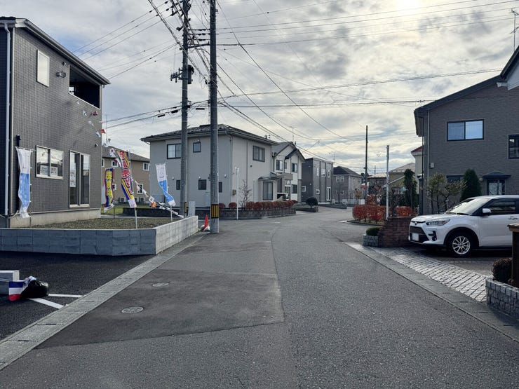 現地(2025年11月)撮影
◎本日案内可能◎
完成済みですので、ごゆっくりご内覧いただけます。お気軽にお問い合わせくださいませ♪