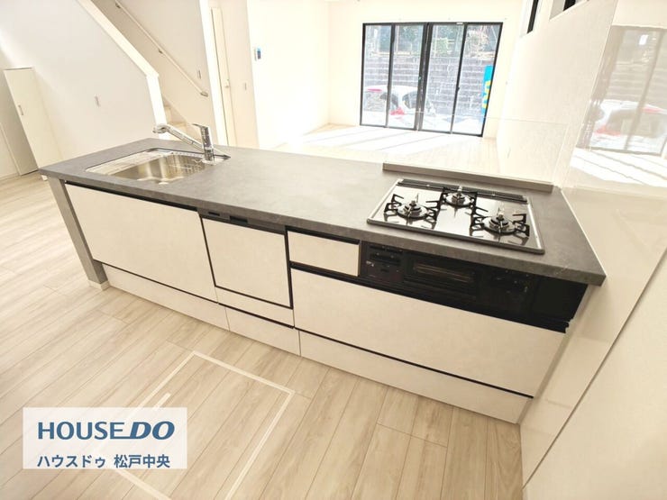 ◎食洗機(2/1撮影)
食洗機付で、家事の効率もアップ!家族団らんの時間も増えそうです!