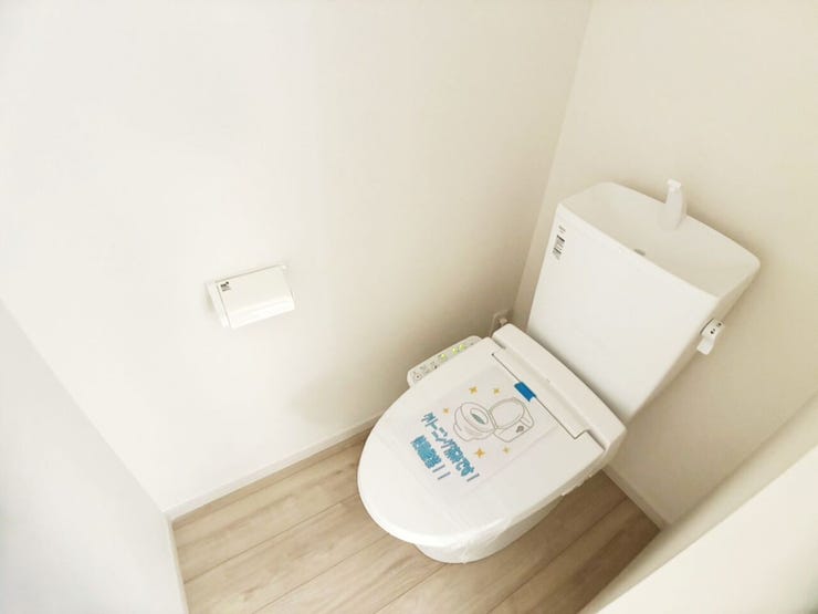 ◎トイレ(2/1撮影)
1・2階ともにウォシュレット付!2か所トイレがございますので、朝のトイレ渋滞も解消!