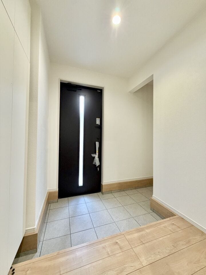 明るくきれいな玄関はいい運気も舞い込みそう♪