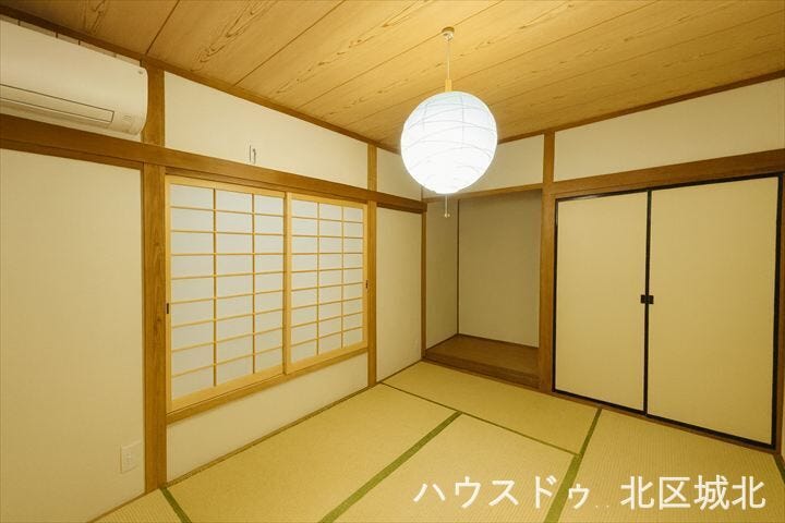 ※イメージ画像(実際の写真をもとに家具等をCGで除去したものになります)
玄関から直接和室に行けるスムーズな動線を確保。急な来客にも対応出来ます♪