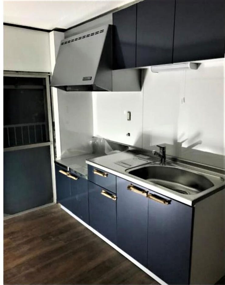 キッチンも新調されております♪
※写真は2021年当時の状態です。