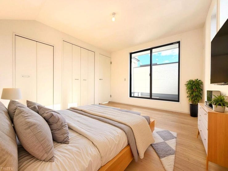 ◎洋室:2号棟(12/5撮影)
7帖でゆったり広々とした主寝室!ベッドなどの家具を置いても十分余裕があります。