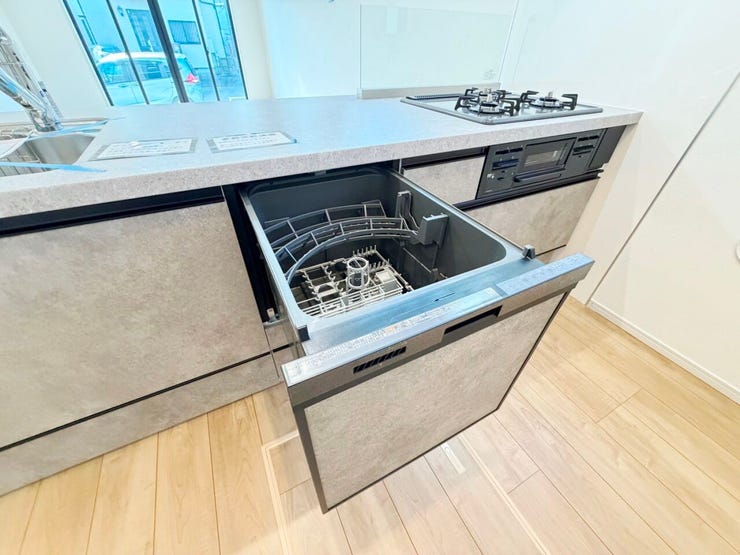 ◎食洗機:2号棟(12/5撮影)
食洗機の使用で家事時間の短縮、手荒れ軽減、節水、衛生的な洗浄、そして高い洗浄力などメリットが沢山!