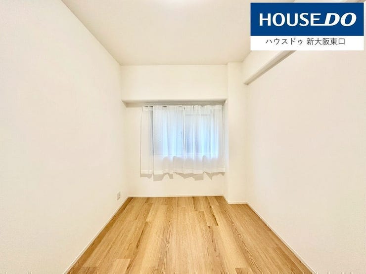 洋室もクロス、フローリングすべて張替済み