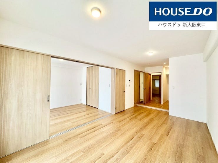 フローリングも張替済みでぴかぴか