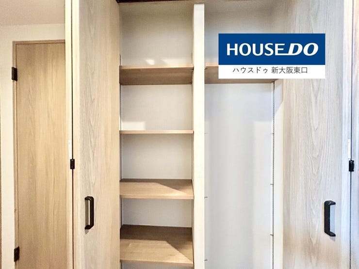 廊下にある収納室です。