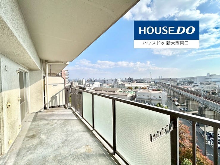 南向きのバルコニーです。