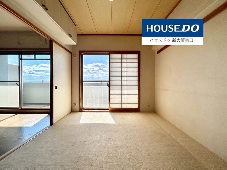 フローリング、クロスはすべて張替え予定。
新築みたいにピカピカになりますよ!
ご期待下さい!