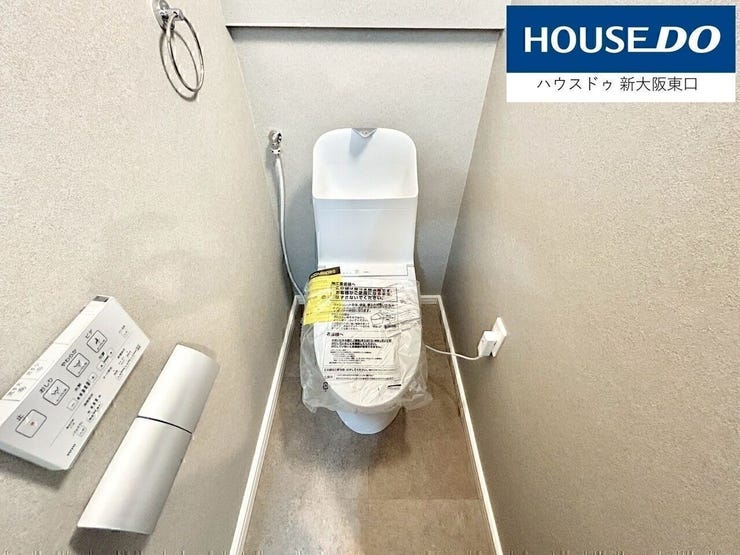 温水洗浄付き便座です。