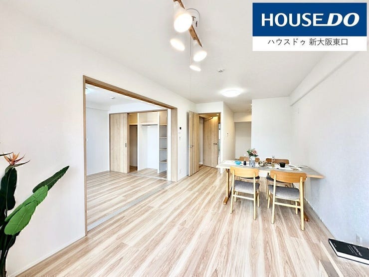 引き戸を開けるとより広く感じますね♪