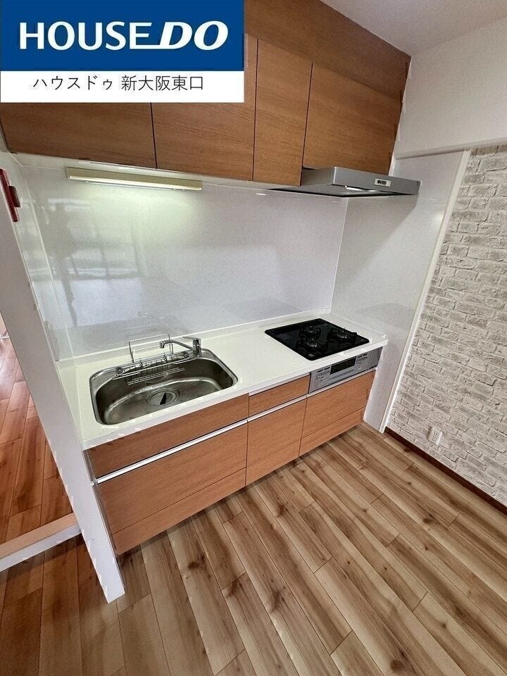 キッチンは新調です。
綺麗な水回り嬉しいですね!