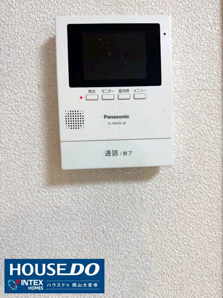 【安心の設備!モニター付きインターホン!】
来訪者が確認できるモニター付きインターホンを設置!忙しい単身者の防犯・セキュリティ面でも安心感がありますね。