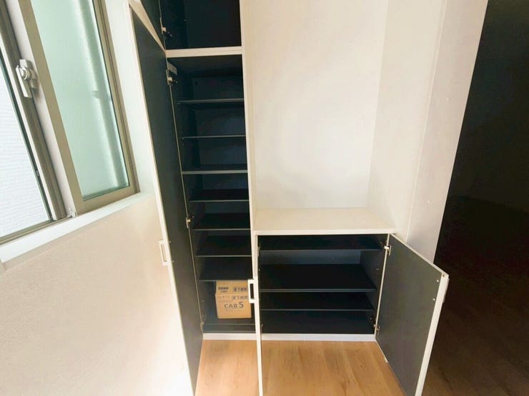 【Entrance】
◇ご来店方法◇
ナビで「ハウスドゥさいたま北宿通り」で検索♪
ローソンストア100に駐車場に4台駐車可能!
手ぶらでOK!キッズスペース完備でお子様ずれでも問題なし!