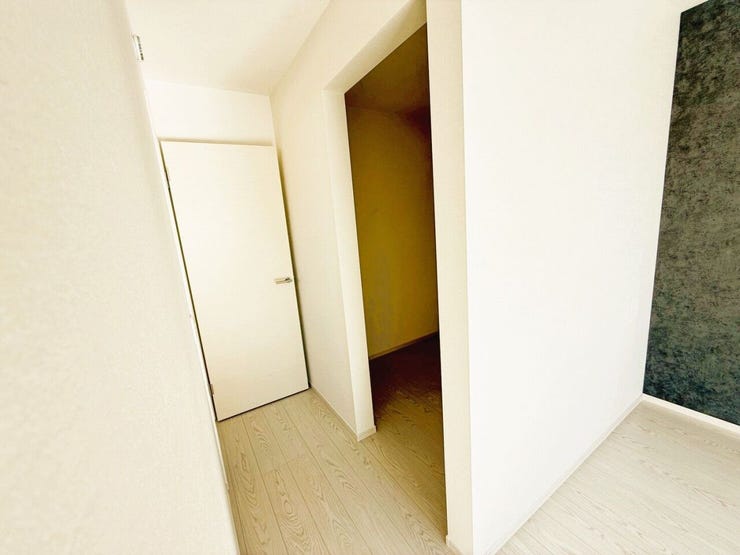 【WIC】
主寝室に大容量のWIC♪