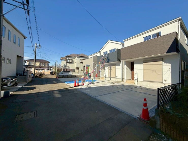 【Exterior】
南西側公道約4m