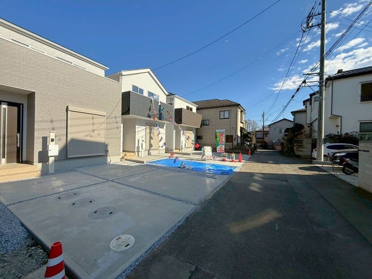 【Exterior】
南西側公道約4m