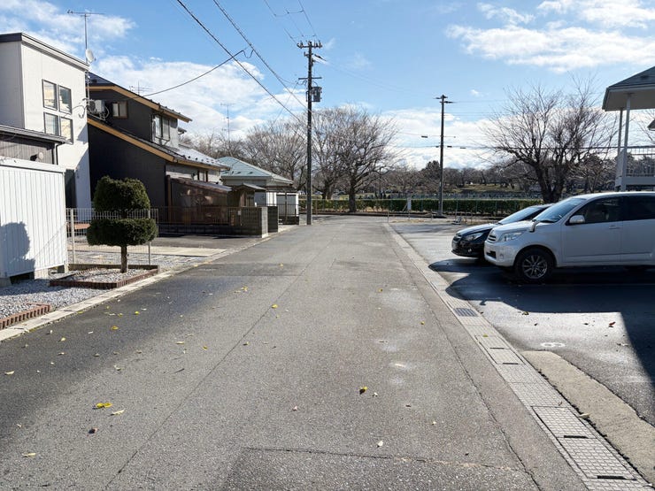 現地(2025年11月)撮影
◎現地案内予約受付中!◎
詳細は、ハウスドゥ 八戸市庁前までお気軽にお問い合わせくださいませ♪