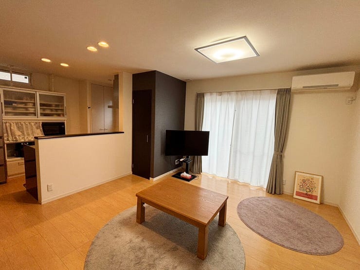 室内(2025年12月)撮影
◎現地案内予約受付中!◎
お料理しながらリビングを一望できるカウンターキッチンです。