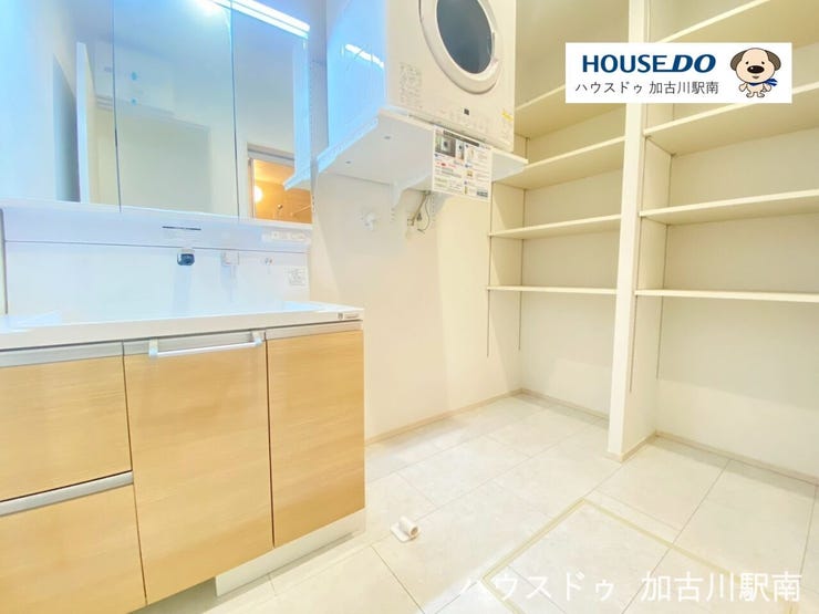 使い方は自由自在。暮らしにフィットする洋室♪