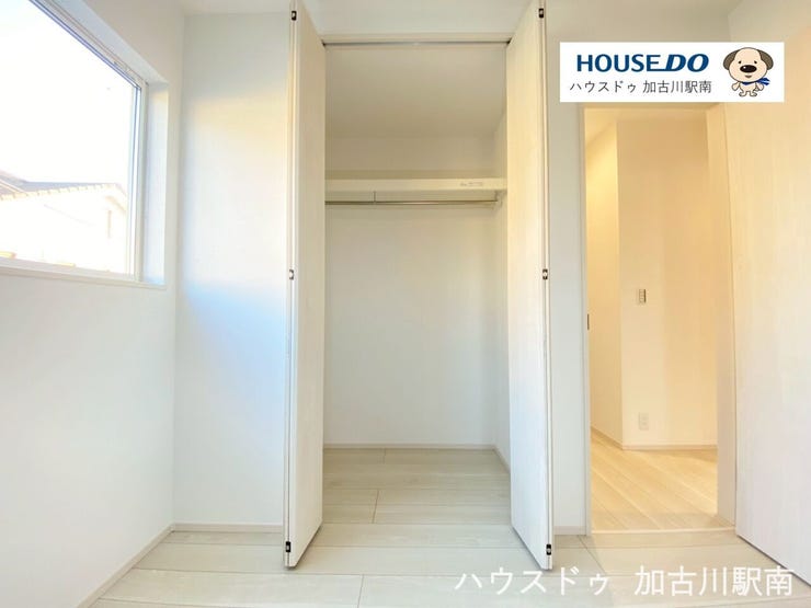 クローゼット充実で、お部屋はいつも広々♪