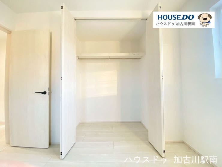 クローゼット充実で、お部屋はいつも広々♪