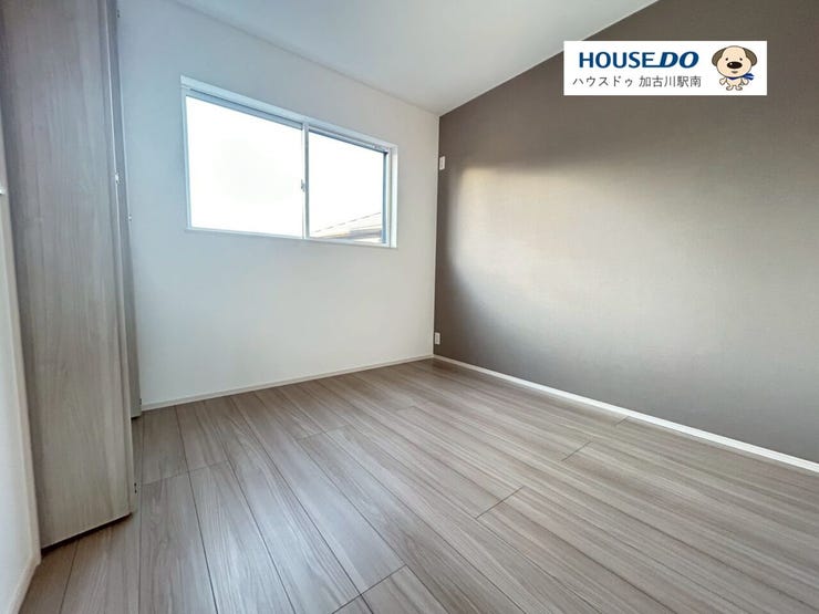 ・光と風が似合う、心地よい洋室空間。