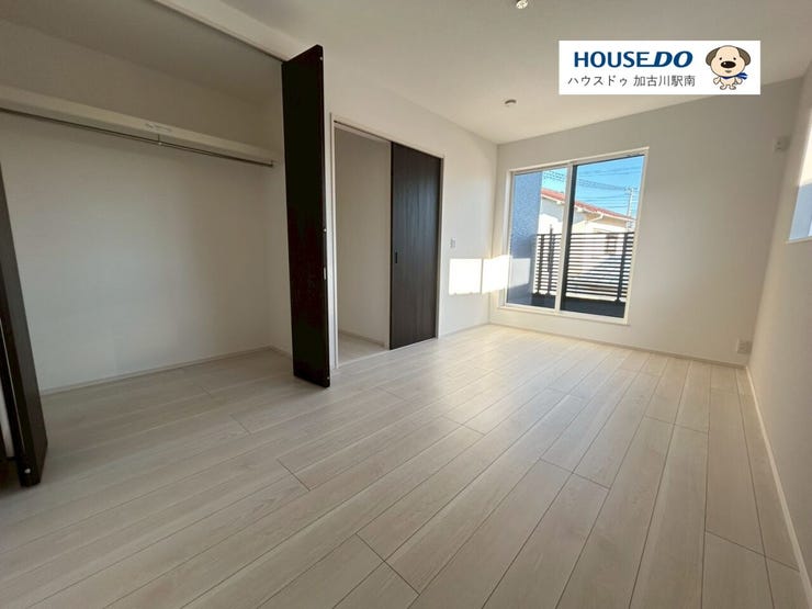 ・収納にゆとりが持てるウォークインクローゼット付き