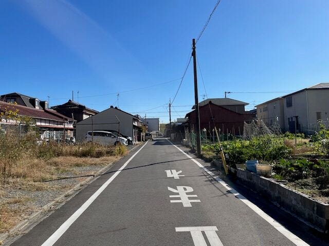 気になる方は、ご案内させていただきます。
お気軽にお問い合わせください。
お問い合わせは「ハウスドゥ 清須」まで!
名鉄新清洲駅から西へ。十六銀行さんの前です!