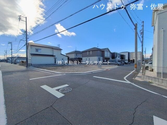 東側公道幅員約6.0m☆