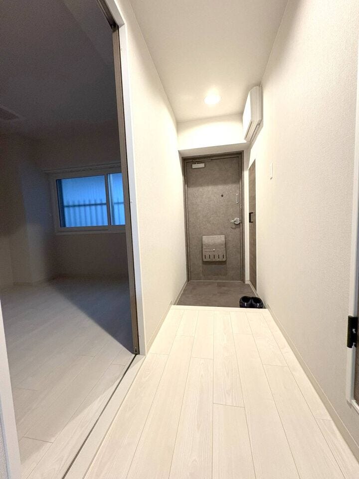 《玄関・廊下》