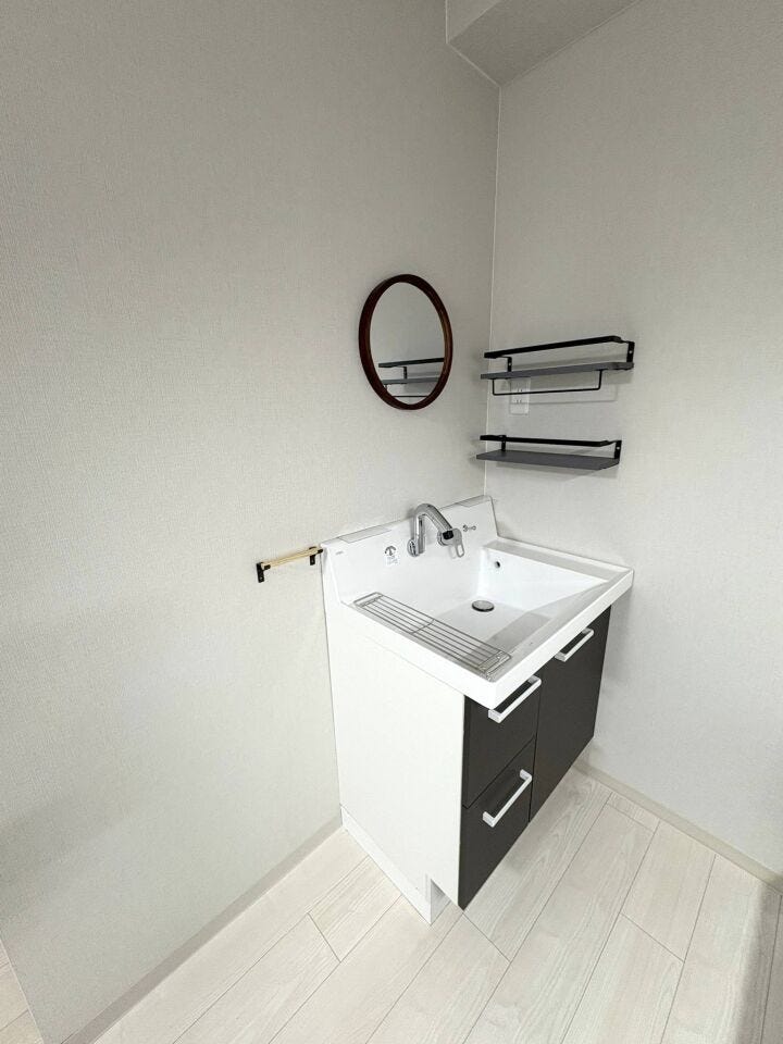 《洗面化粧台》