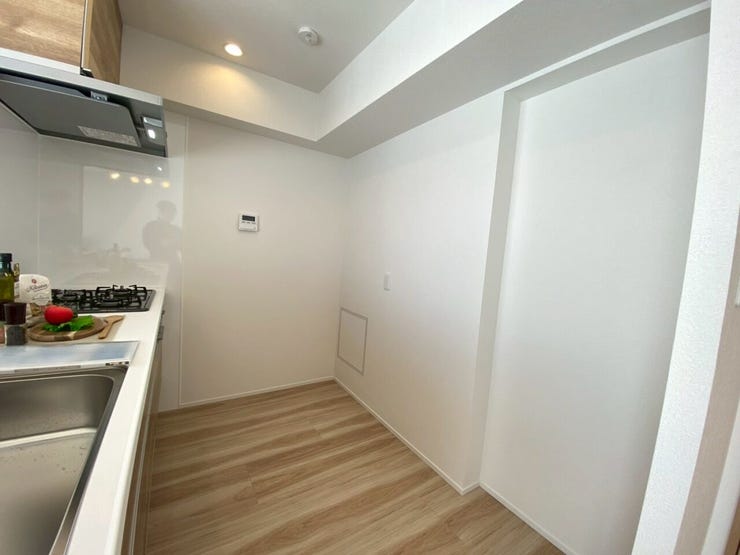 キッチンスペースも広くご家族並んでのお料理もしていただけます♪