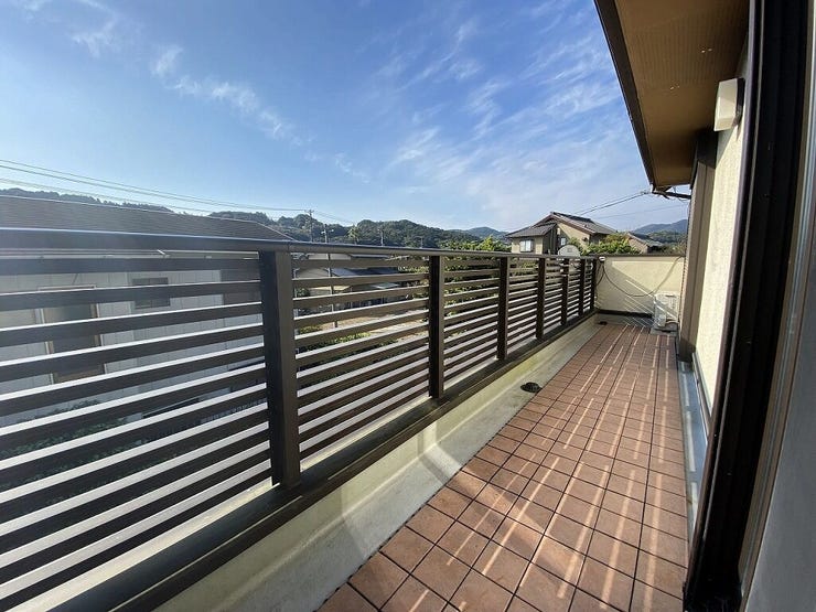 【balcony】
採光・通風に優れた南面バルコニー^^