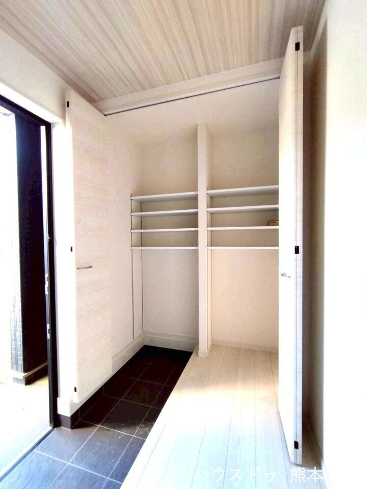 シューズボックス完備