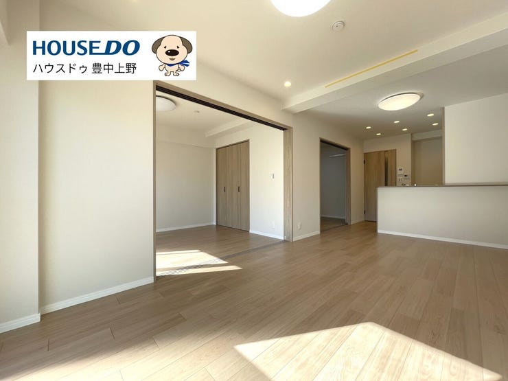 【リビング】
14.5帖のLDKです!リフォーム大変綺麗に仕上がっております!