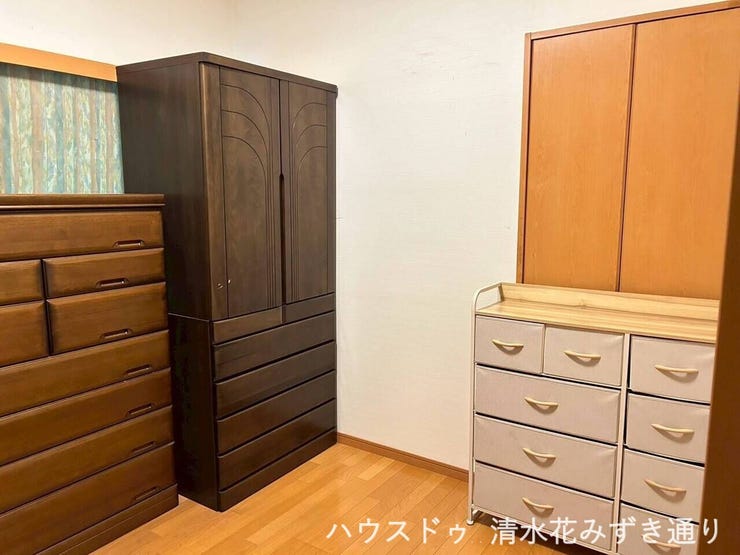 リフォーム前の内観の様子です(^O^)/