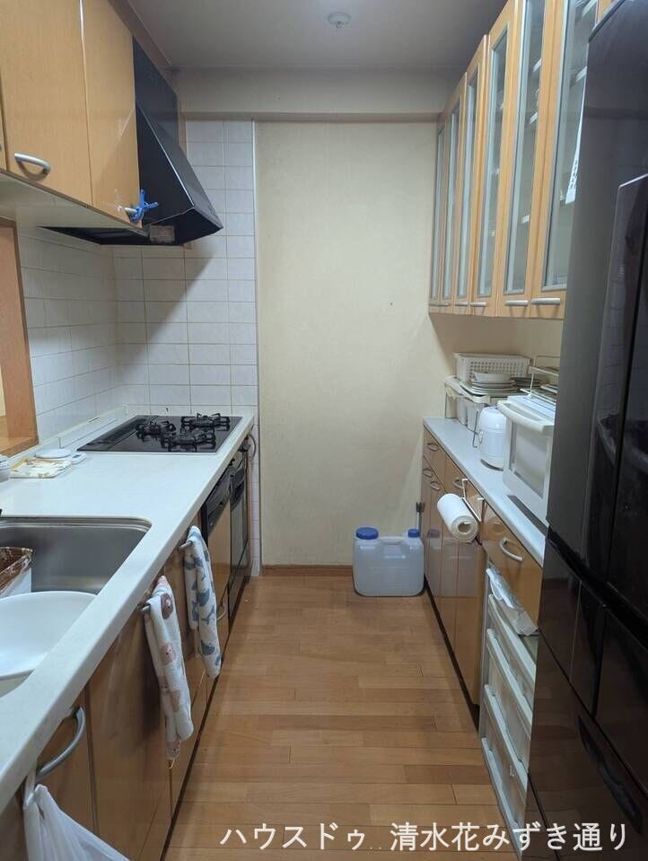 リフォーム前の内観の様子です(^O^)/