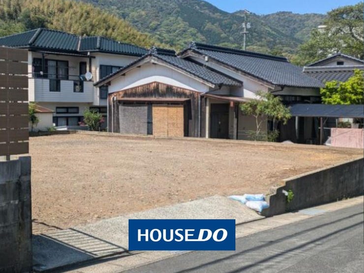 【外観】
十分な広さで、大型のお庭や駐車スペースも確保可能!アイデアが膨らみますね。