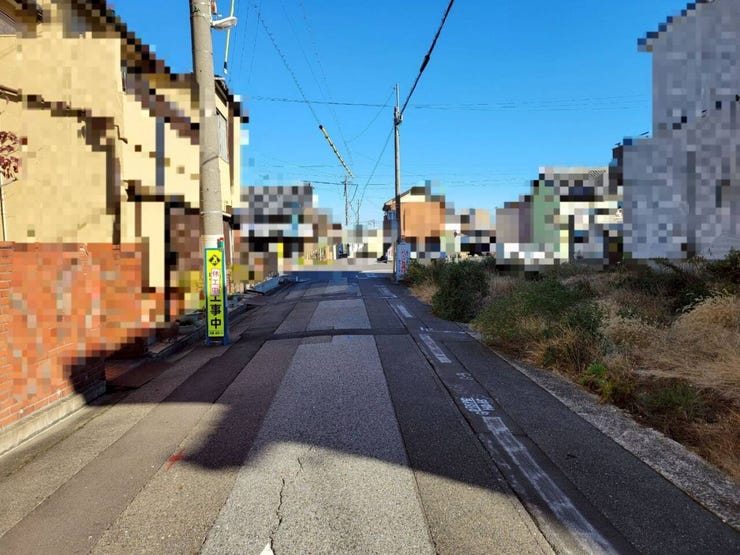 北側前面道路 東方面