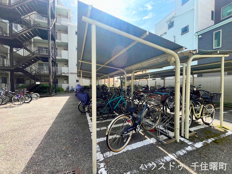 ご見学の際はご一緒に周辺環境などもご確認いただけます。
ご内見希望・資料請求などお気軽にご連絡ください!