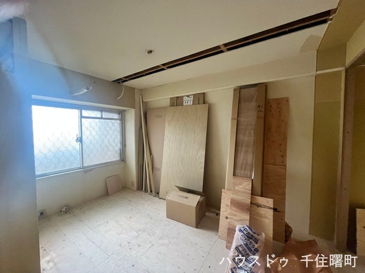 リフォーム中のお写真です。