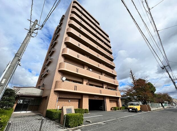 【外観】
◆大元駅徒歩10分!
◆子育て世帯に嬉しい公園隣接です!
◆2025年12月リフォーム完了予定♪