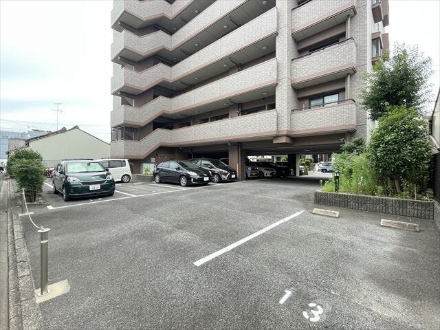 【駐車スペース】