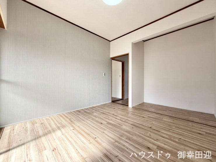 ■□■用途が広がる、自由な居室■□■寝室、書斎、趣味の部屋。家族の成長やライフスタイルに合わせ、様々な使い方ができる快適な空間です