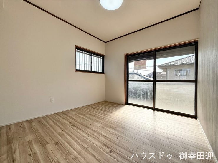 ■□■用途が広がる、自由な居室■□■寝室、書斎、趣味の部屋。家族の成長やライフスタイルに合わせ、様々な使い方ができる快適な空間です